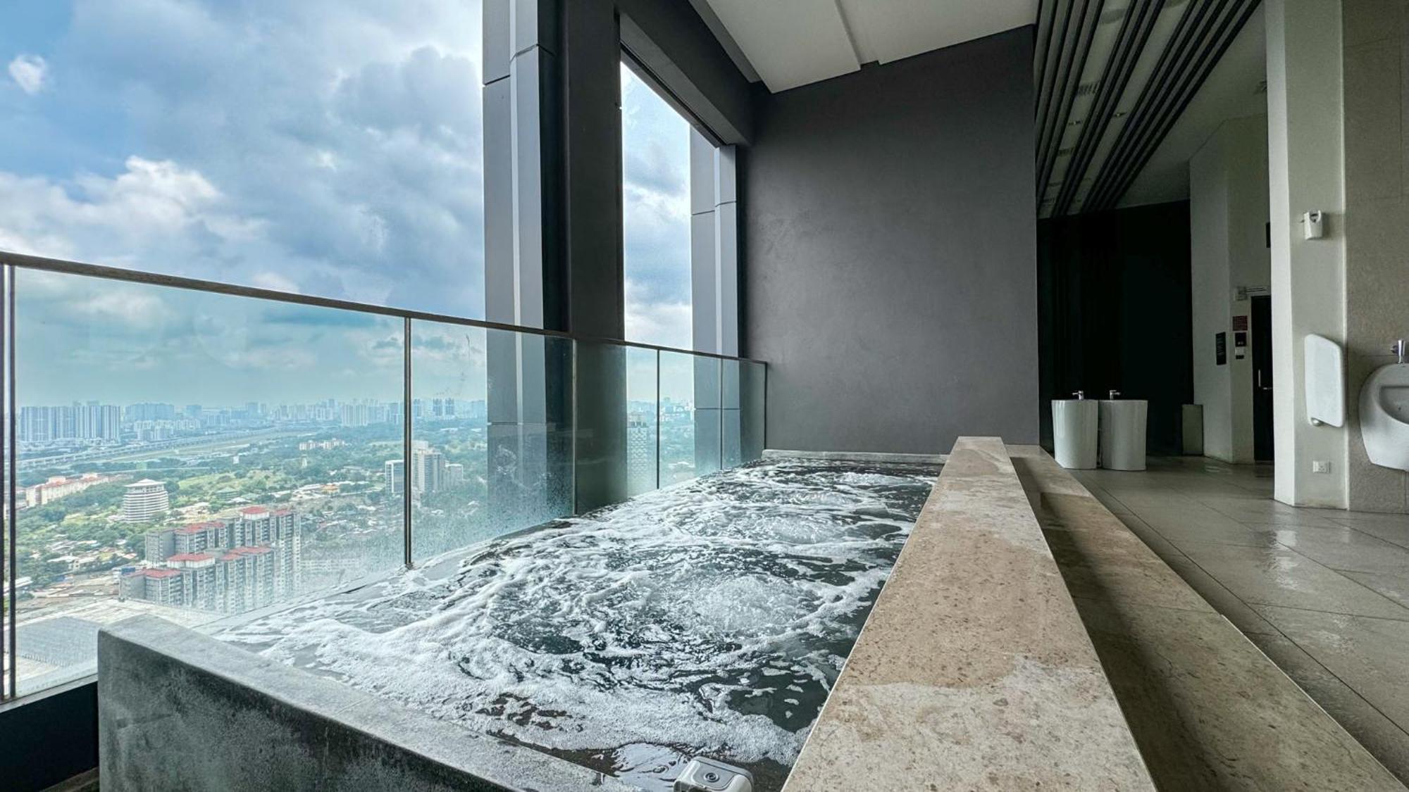 Joyful Haven Bukit Bintang With Rooftop Pool Pangsapuri