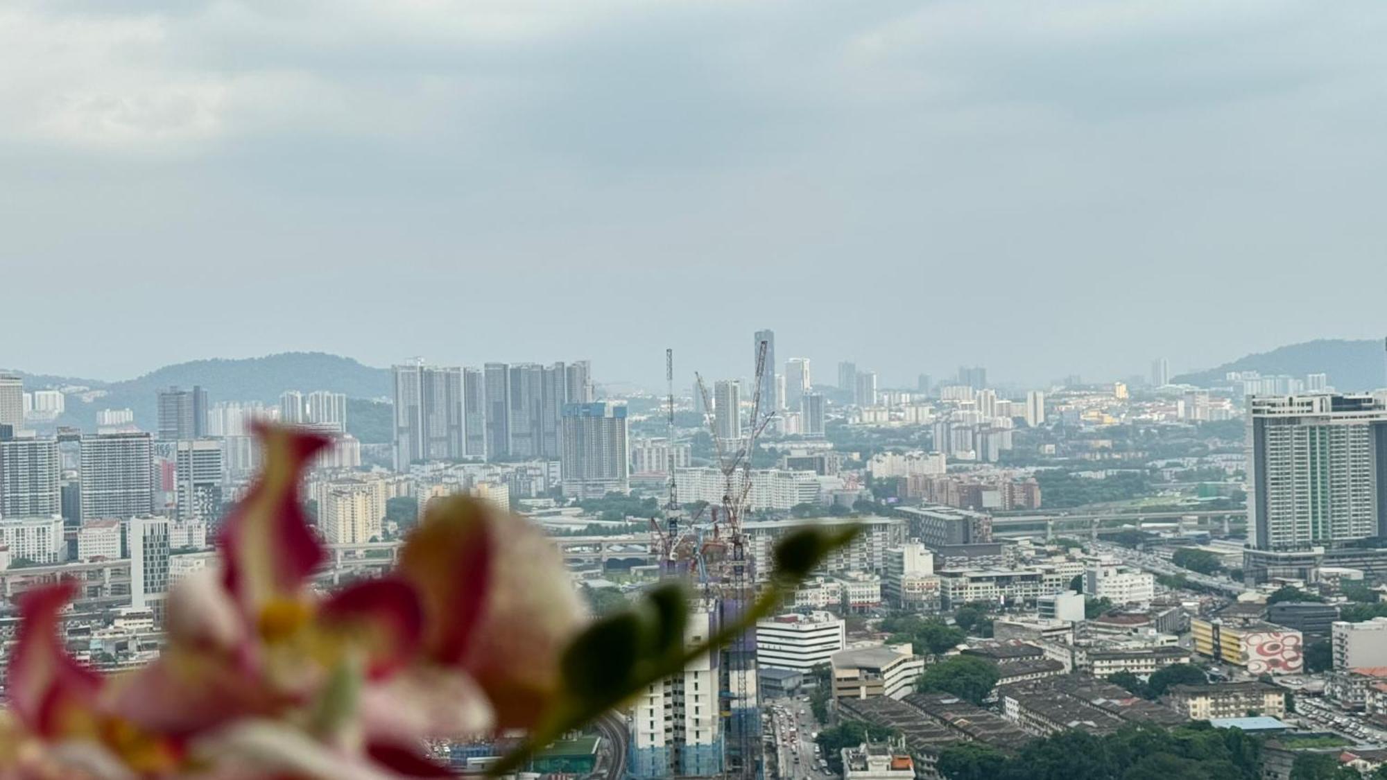 Joyful Haven Bukit Bintang With Rooftop Pool * Kuala Lumpur